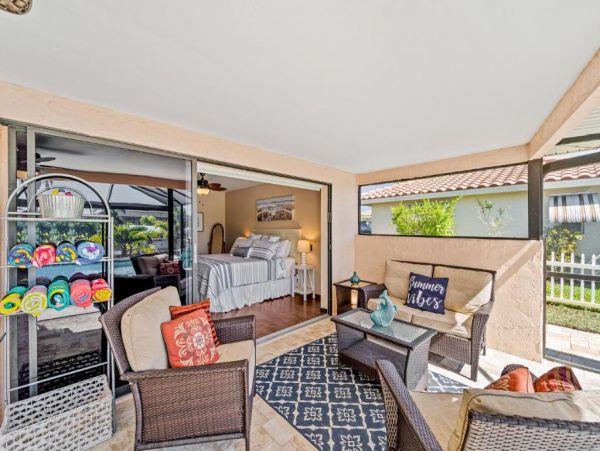 Canal Views Cape Coral Vacation Home Three Bedroom with Pool
