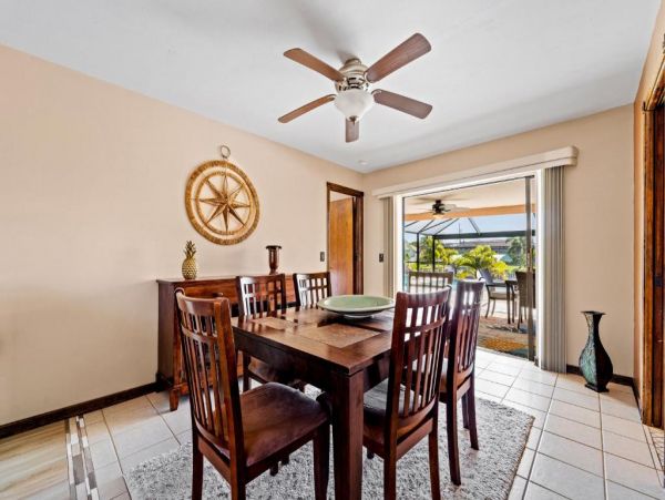 Canal Views Cape Coral Vacation Home Three Bedroom with Pool