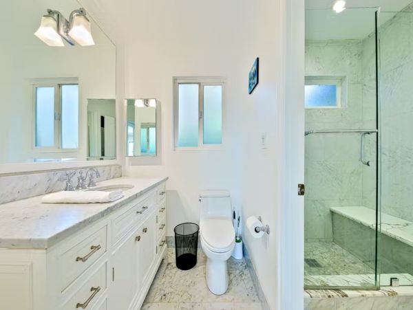 Oceanfront Bungalows in Malibu, 4 Bedrooms, Beach View