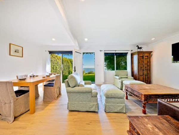 Oceanfront Bungalows in Malibu, 4 Bedrooms, Beach View