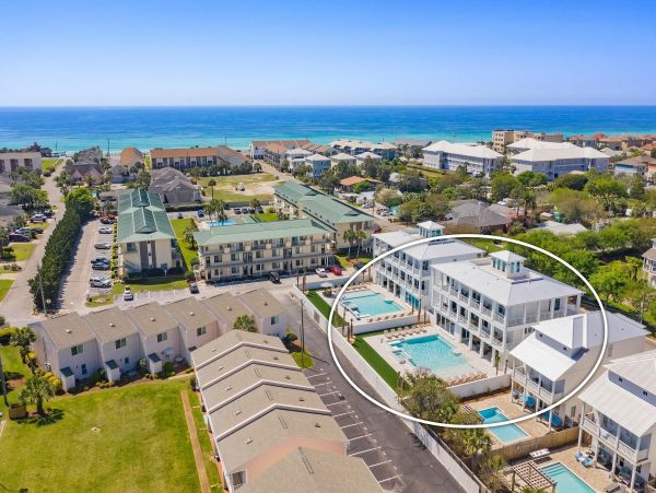 Luxury Miramar Beach Nine Bedroom Pool Home Sleeps 28 Guests