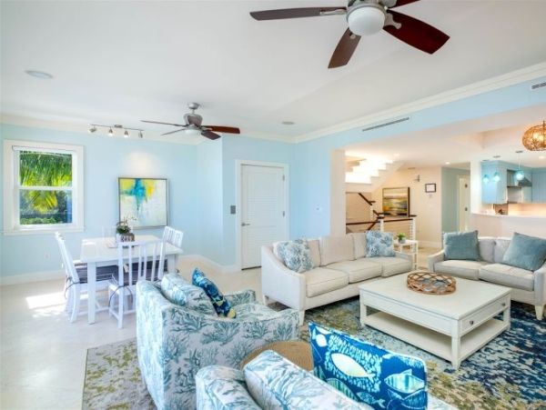 Islamorada Oceanfront Vacation Rental - Luxury 4-Bedroom Florida Keys Beachfront Home