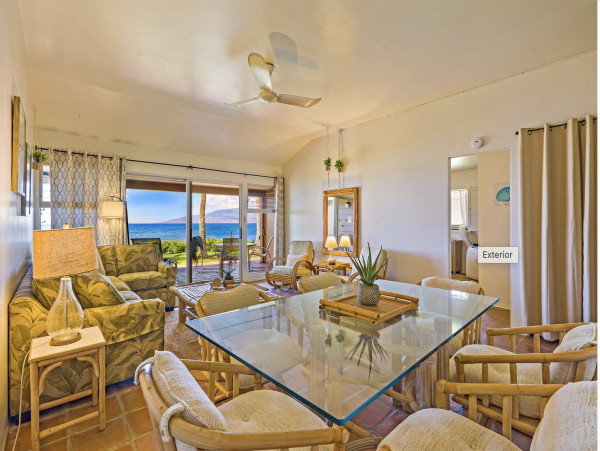 Oceanfront Vacation Townhome in Lahaina Sleeps 8 Guests