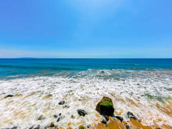 Luxury Malibu Oceanfront Posh Vacation Rental Studio