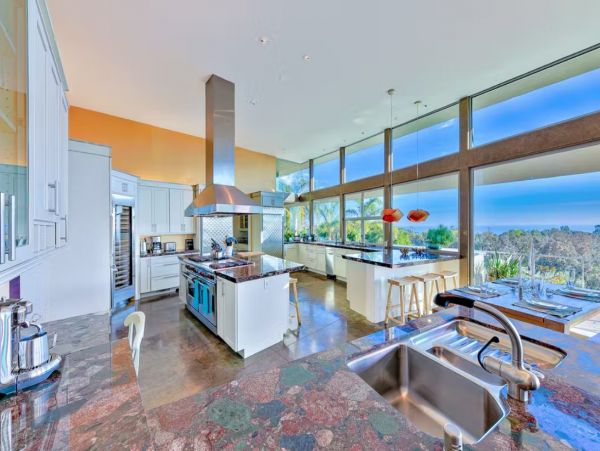 Amazing Ocean View Six Bedroom Malibu Vacation Rental Home