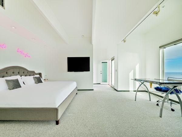 Incredible Views Malibu Vacation Pool Rental Four Bedrooms
