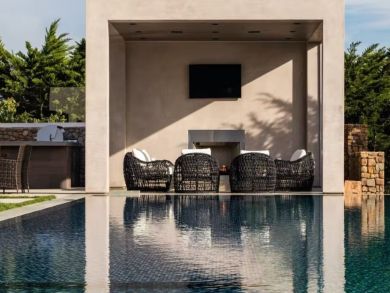 Malibu Six Bedroom Rental Home with Beach Across the Street