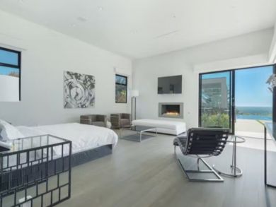 Malibu Six Bedroom Rental Home with Beach Across the Street