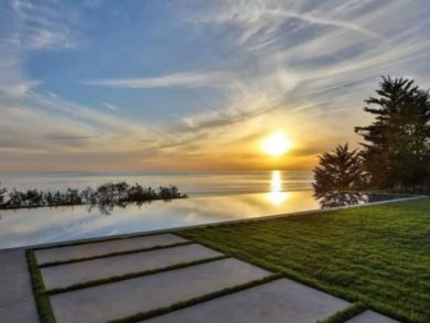 Malibu Six Bedroom Rental Home with Beach Across the Street