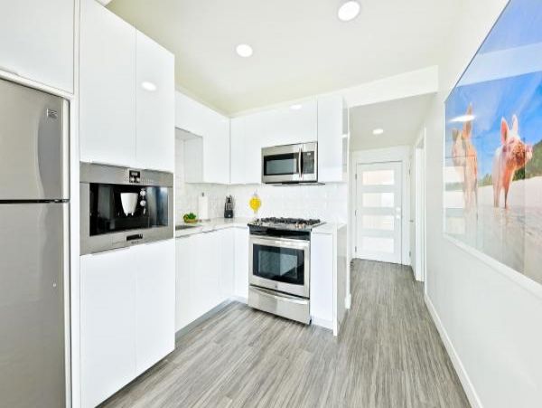 Stunning Views Malibu Vacation Rental One Bedroom on Beach