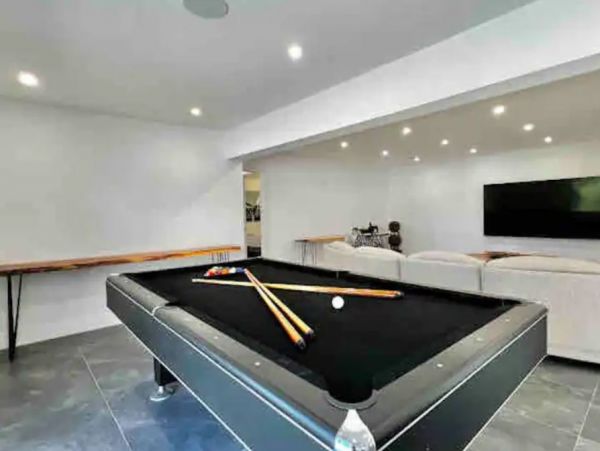 Hollywood Florida Vacation Villa With Private Pool Sleeps 18