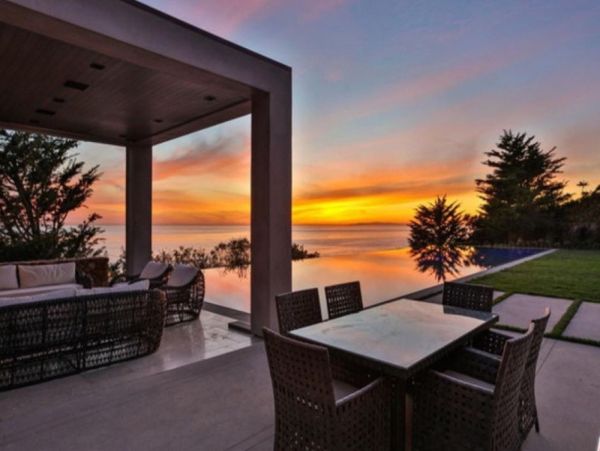 Malibu 6 Bedroom Home with Ocean View & Pool