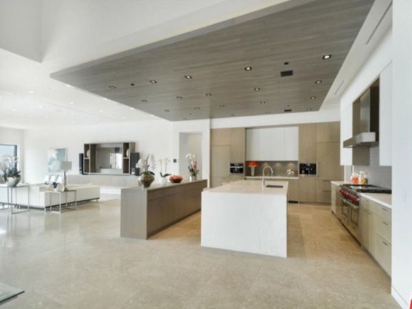 Malibu 6 Bedroom Home with Ocean View & Pool
