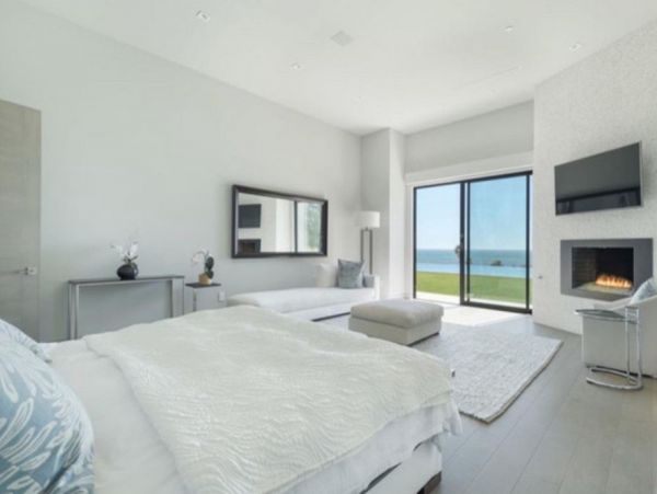 Malibu 6 Bedroom Home with Ocean View & Pool