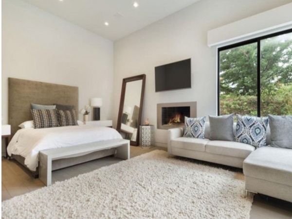 Malibu 6 Bedroom Home with Ocean View & Pool