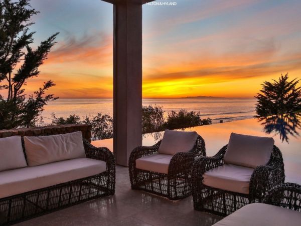 Malibu 6 Bedroom Home with Ocean View & Pool