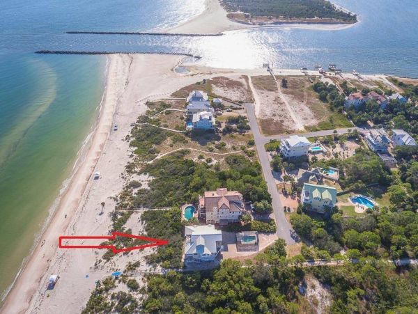 Beach Front Eight Bedroom Home with Private Pool Gulf Views
