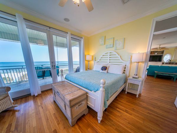 Beach Front Eight Bedroom Home with Private Pool Gulf Views