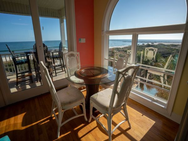Beach Front Eight Bedroom Home with Private Pool Gulf Views