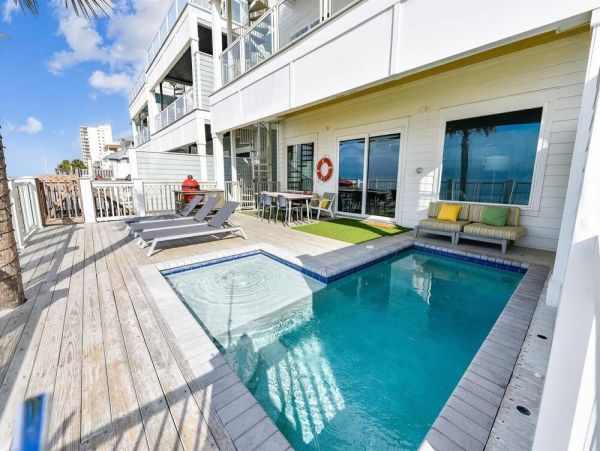 Ocean-Front Panama City Seven Bedroom Vacation Pool Home