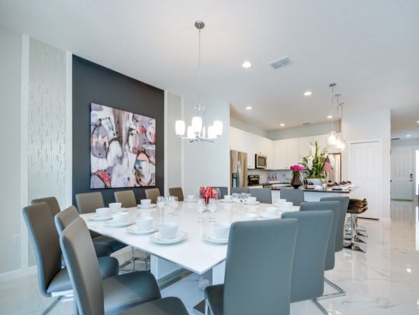 Ten Bedroom Vacation Pool Home in Kissimmee Sleeps 21 Guests