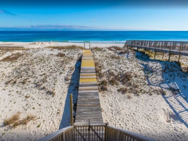 On Beach Gulf Shores Vacation Pool Home Eight Bedrooms