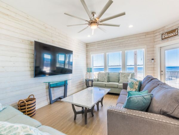 On Beach Gulf Shores Vacation Pool Home Eight Bedrooms