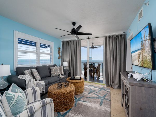Two Bedroom Beachfront Rental Condo in Fort Myers