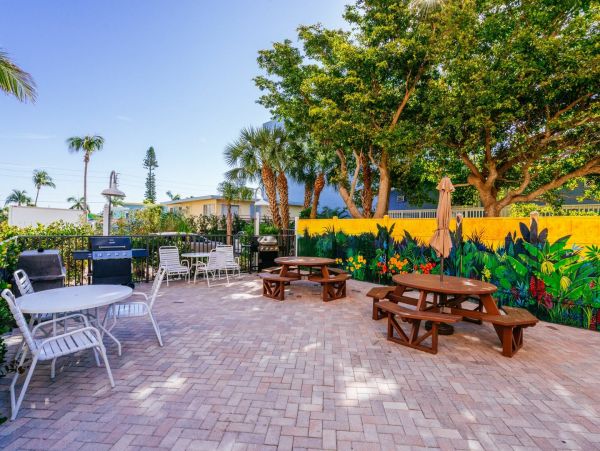Two Bedroom Beachfront Rental Condo in Fort Myers