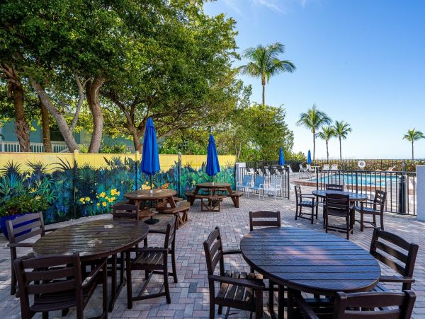 Two Bedroom Beachfront Rental Condo in Fort Myers