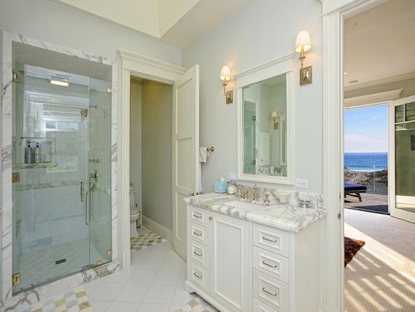 Ocean Front Luxury 7 Bedroom Home in Malibu Sleeps 12 Guests
