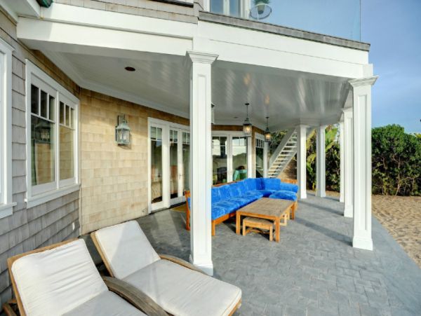 Ocean Front Luxury 7 Bedroom Home in Malibu Sleeps 12 Guests