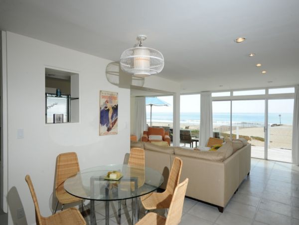 Ocean Front Luxury 7 Bedroom Home in Malibu Sleeps 12 Guests