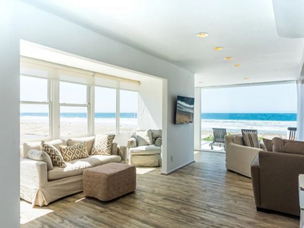 Four Bedroom Home with Ocean View in Malibu