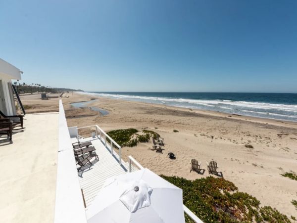 Four Bedroom Home with Ocean View in Malibu