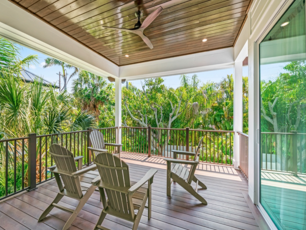 Luxury Walk to Beach Home with Private Pool in Anna Maria Island