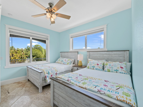 Holmes Beach Luxury Six Bedroom Villa