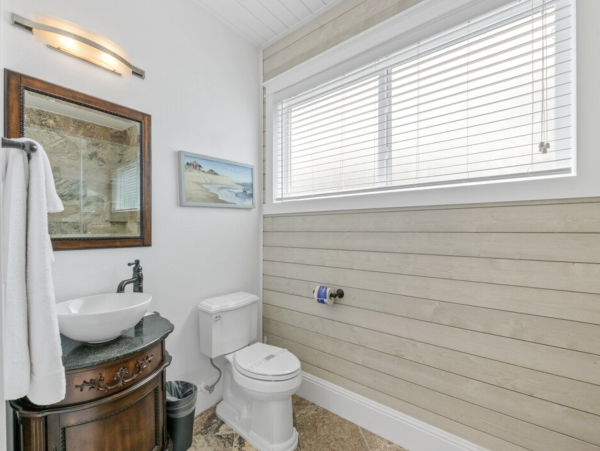 Holmes Beach Luxury Six Bedroom Villa