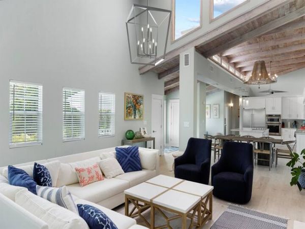 Sanibel Vacation Pool Home Four Bedrooms Sleeps 8 Guests