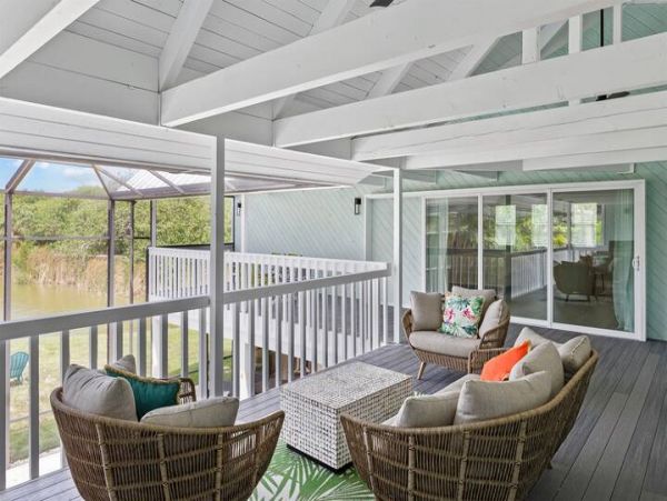 Sanibel Vacation Pool Home Four Bedrooms Sleeps 8 Guests