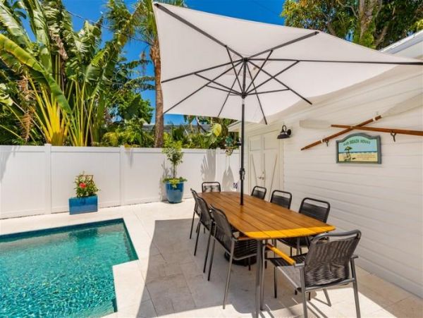 Walk to Beach Boca Grande Vacation Home Five Bedrooms