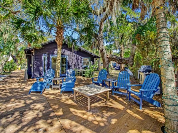 Two Waterfront Vacation Cottages with Dock in Sarasota