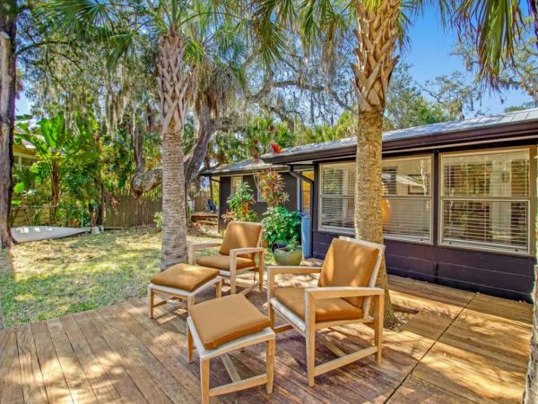 Two Waterfront Vacation Cottages with Dock in Sarasota