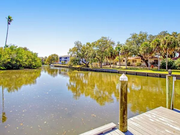 Two Waterfront Vacation Cottages with Dock in Sarasota