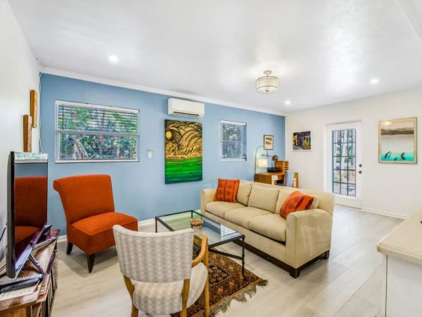 Two Waterfront Vacation Cottages with Dock in Sarasota