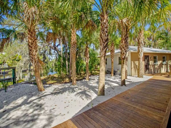 Two Waterfront Vacation Cottages with Dock in Sarasota