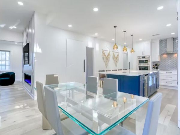 Sarasota Charming Vacation Home 3 Bedrooms Sleeps 10 Guests