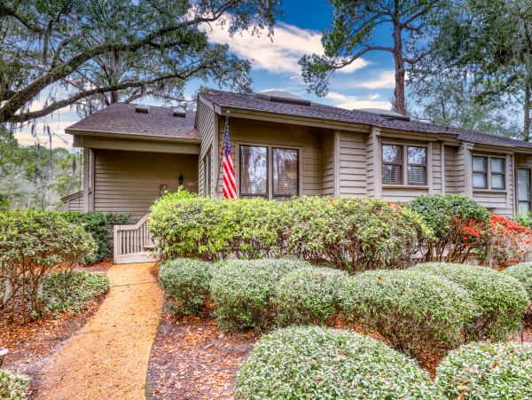 Hilton Head Getaway with 3 Bedrooms & Water Views