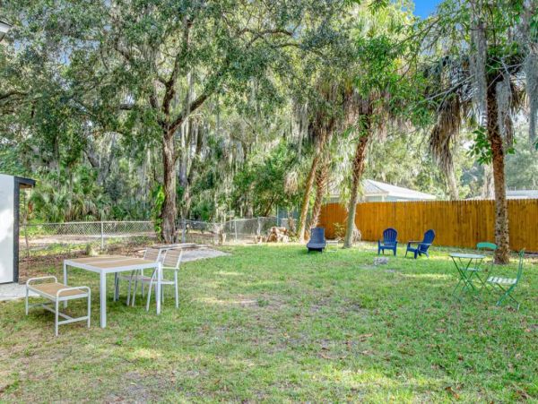 Lovely Sarasota Vacation Cottage -  Sleeps 4 Guests