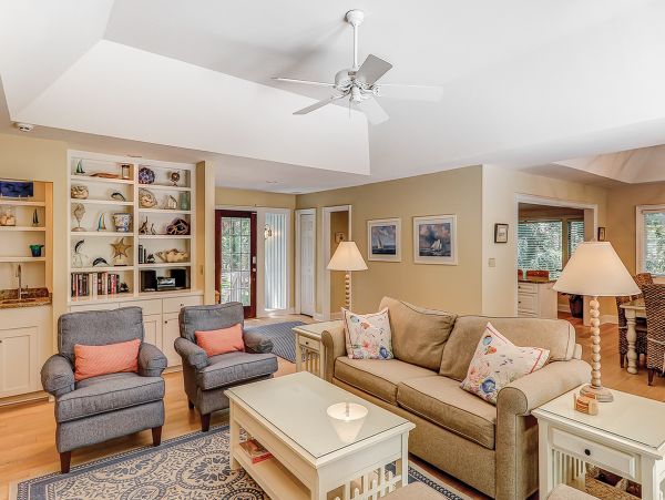 Hilton Head Home 1009176